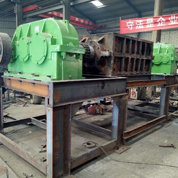 醫(yī)療垃圾破碎機,廢鐵板破碎機設(shè)備廠家聯(lián)系方式