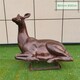 彩绘鹿雕塑图