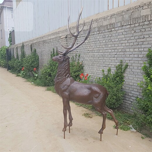 河北鑄銅鹿雕塑小動物雕塑制作,仿真鹿雕塑