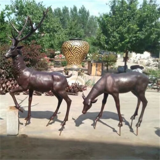 韵特雕塑仿真鹿雕塑,河北铸铜鹿雕塑制作