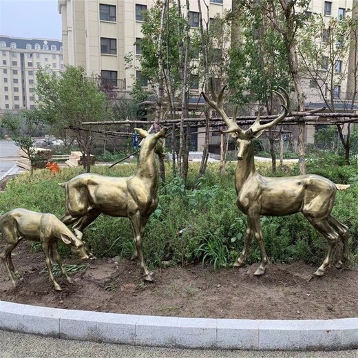 仿铜鹿雕塑定制,抽象鹿雕塑