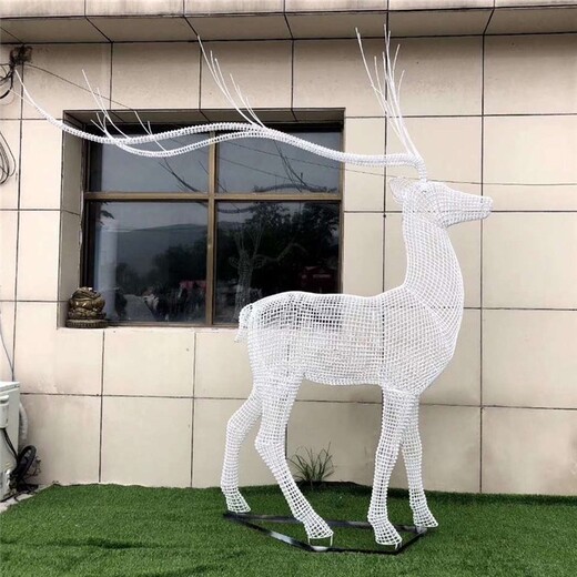 唐韻園林鋼絲焊接鹿雕塑,廣東售樓處不銹鋼絲編織鏤空鹿雕塑施工廠家