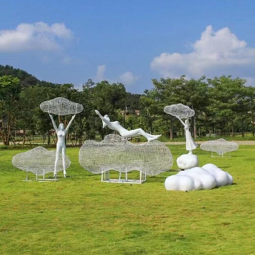 上海不锈钢镂空云朵雕塑制作厂家