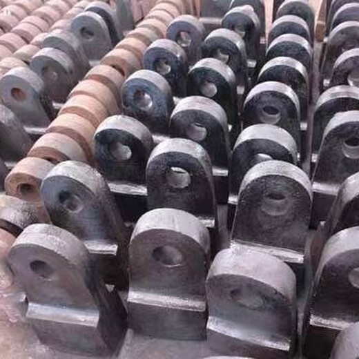南通永威高锰钢锤头,广东汕头生产制砂机锤头配件