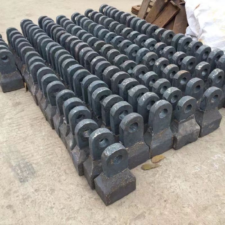 广西北海生产制砂机锤头厂家,高铬锤头