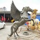 駿馬雕塑圖