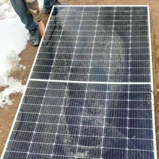 廢舊太陽能組件回收大量回收