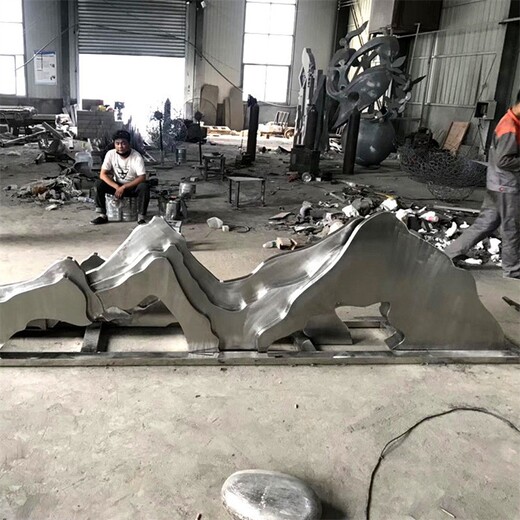 保定制作不銹鋼假山雕塑報價及圖片,不銹鋼假山石