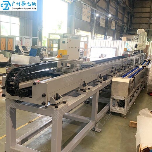 辽宁生产广州第七轴机器人地轨配件上下料机器人第七轴