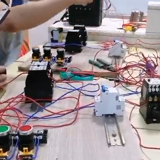 中山電工證哪里考、電工考證培訓(xùn)