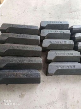 臨汾銷(xiāo)售易拉得打樁機(jī)報(bào)價(jià)及圖片,沖孔打樁機(jī)