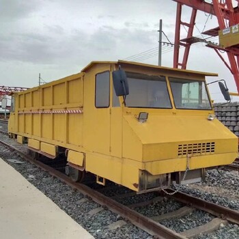 二手铁路石砟卸料车设备铁路石渣车