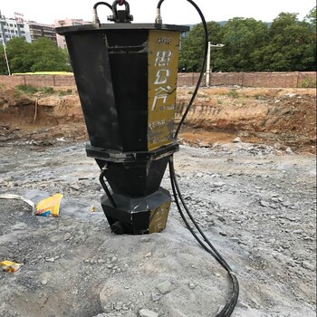 广西桂林无声膨胀岩石机器劈裂机