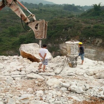 湖北黄石大理石矿山开采机械劈裂机