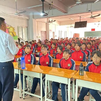 广东春雨问题少年早恋小孩心理辅导学校