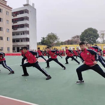 叛逆少年寄宿廣東青少年調(diào)皮矯正教育學(xué)校