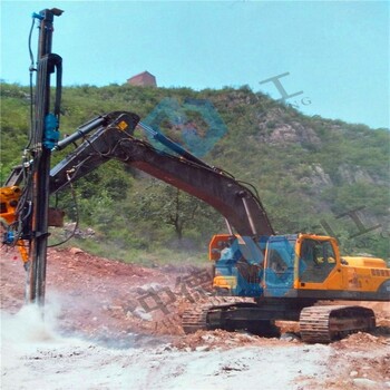 湖北宜昌边坡支护钻孔设备挖改潜孔钻机