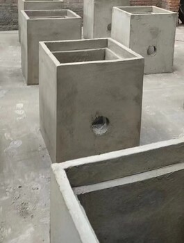 秦皇島安裝路燈預(yù)制基礎(chǔ)墩廠家