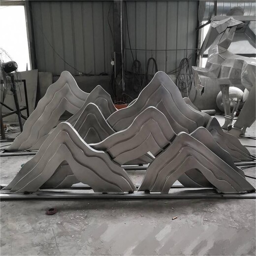 重庆镂空不锈钢假山雕塑厂家