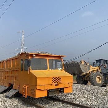热门铁路石砟卸料车出租