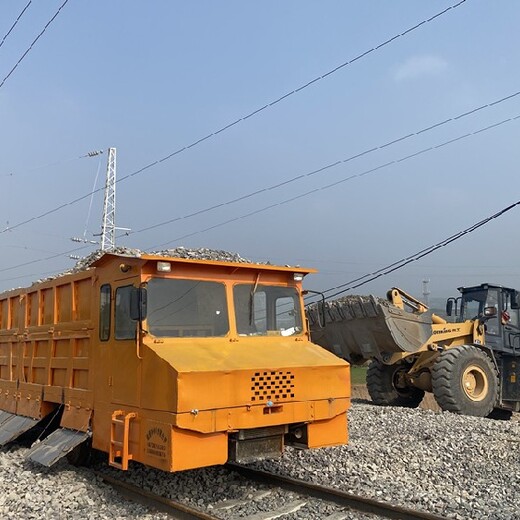 小型鐵路石砟卸料車價格鐵路石砟卸料補砟車