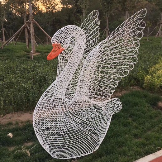 鏤空天鵝雕塑制作加工廠