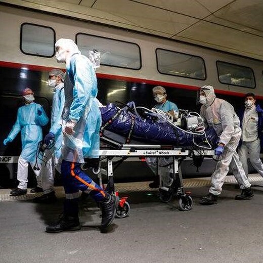 聊城救護車出租長途轉運急救車接送病人全程高速護送