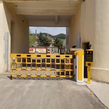 威海道閘安裝停車場(chǎng)收費(fèi)起落桿升降桿-魯冠廠家