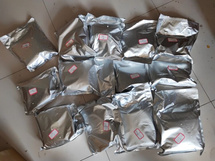 中成粉末快遞新加坡