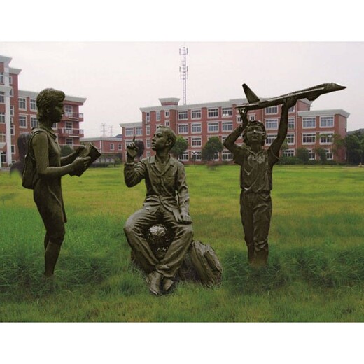 玻璃钢校园文化雕塑图片