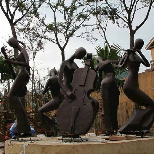 大型玻璃钢音乐人物雕塑定制,提琴人物雕塑
