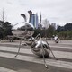 大型不锈钢蚂蚁雕塑图