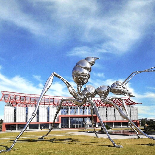 户外蚂蚁雕塑