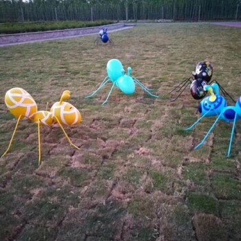 彩绘动物玻璃钢蚂蚁雕塑厂家