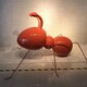 抽象玻璃钢蚂蚁雕塑图