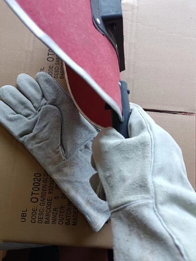电焊牛皮手套,二层牛皮全里红色长皮手套