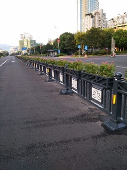 九江交通护栏多少钱一米