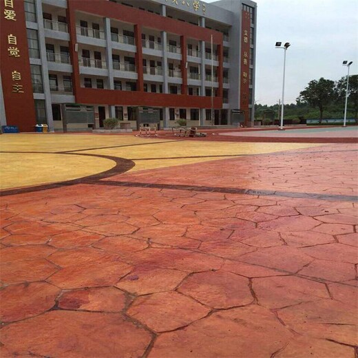 金剛砂地坪施工厚度,德陽(yáng)壓模地坪