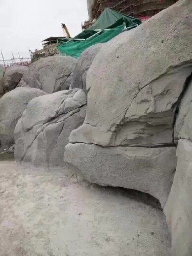 桂林从事仿真塑石制作,大型仿真假山厂家