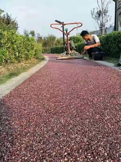 耐寒冻透水艺术地坪,透水路面材料厂家,海绵城市试点