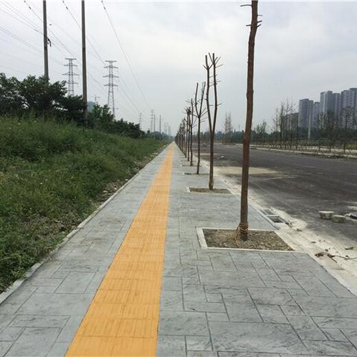 壓花地坪盲道施工,南京地坪材料廠家