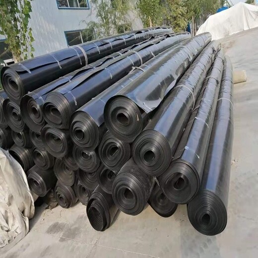 云南魚塘防滲膜規(guī)格型號