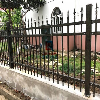 安陽圍墻護(hù)欄廠家景區(qū)圍墻防護(hù)欄圍墻鋅鋼鐵藝護(hù)欄