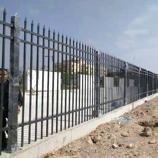 锌钢围墙护栏围墙栏杆壁厚