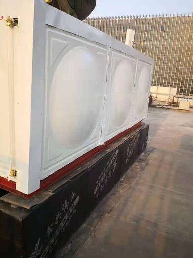 房山定做北京房山玻璃钢水箱设备