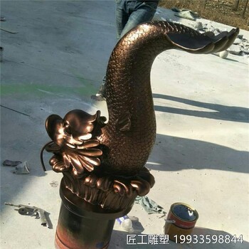 不銹鋼景觀(guān)噴泉水池魚(yú)雕塑
