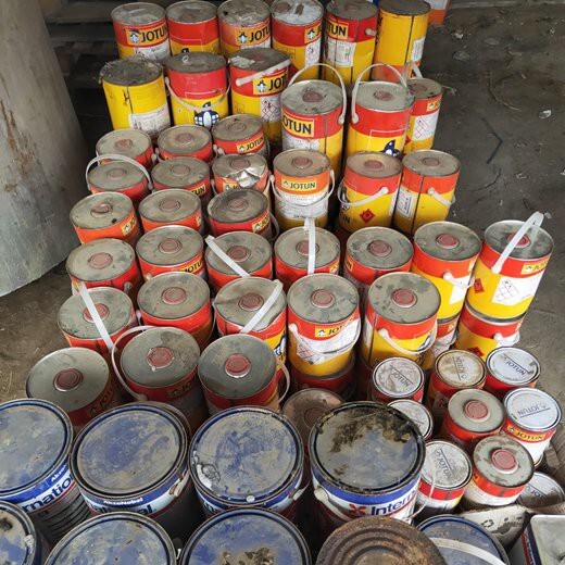 自贡回收过期库存油漆丙烯酸漆回收