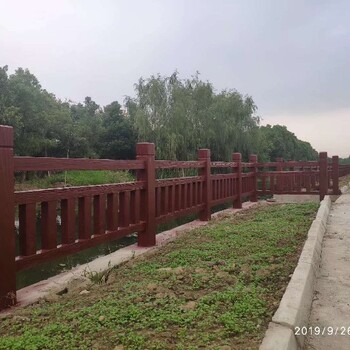 陕西水泥桥梁护栏厂家小区水泥护栏批发水泥仿木栏杆护栏