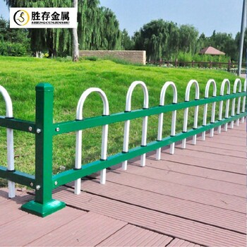 鄭州綠化草坪護(hù)欄廠家鐵藝草坪護(hù)欄pvc草坪綠化護(hù)欄