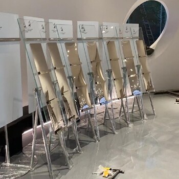 成都學(xué)校宣傳欄制作,重慶電子公交站臺侯車亭尺寸